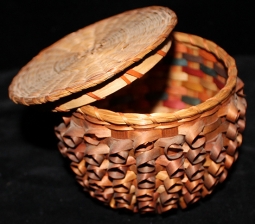 Lovely, Small Covered Passamaquoddy Basket from Maine