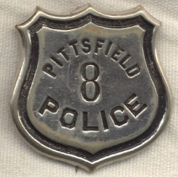 Old Pittsfield, New Hampshire Police Badge<p>NO LONGER AVAILLABLE