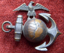 Rare WWI French-Made US Marine Corps Officer Collar Insignia