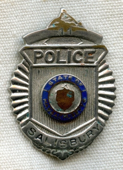 Early 1950s Salisbury, Massachusetts Police Wallet Badge in Clamshell Style