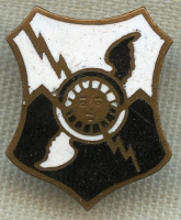 1930's 61st Coast Artillery Regiment DI Distinctive Insignia by Meyer in Screwback
