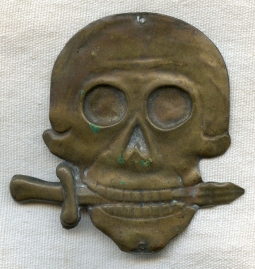 BEING RESEARCHED - Pouch Plate in Skull Shape - NOT FOR SALE UNTIL IDed