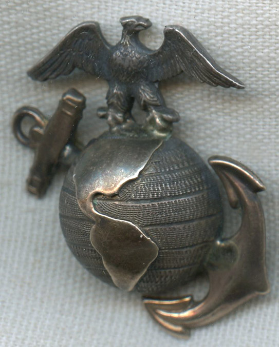 Beautiful Pinback WWI USMC Officer Dress Blue Collar Insignia EGA Sterling 10K Gold Flying Tiger Antiques Online Store