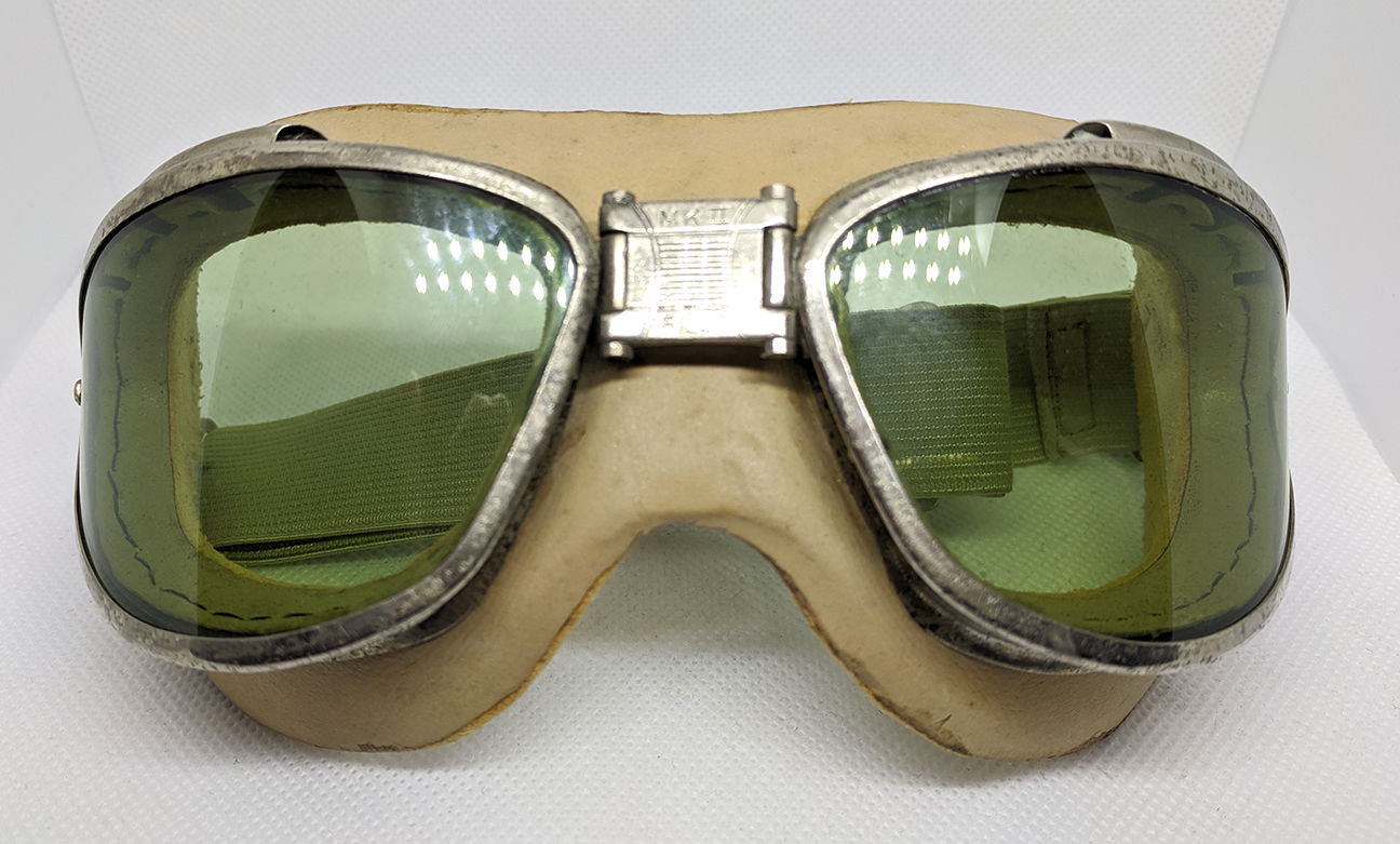 Scarce Early WWII USN MKII Pilot Goggles with Green Lenses Flying