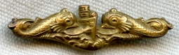 Beautiful WWII USN Submarine Offcers Mini "Hat" Dolphins Badge
