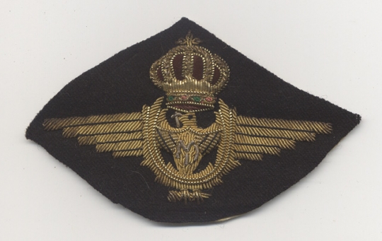 WWII Romanian Air Force Hat Badge in Bullion